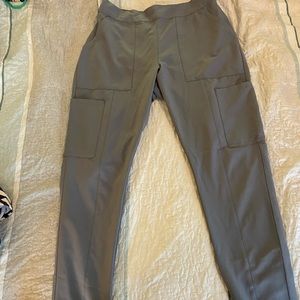 Jaanuu gray scrub pants size M